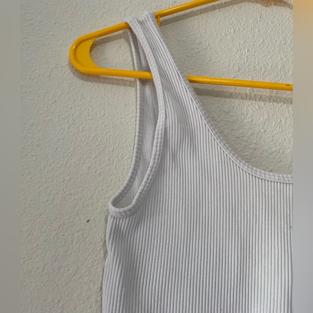 Chic White Ribbed Bodysuit - Picture 3 of 6